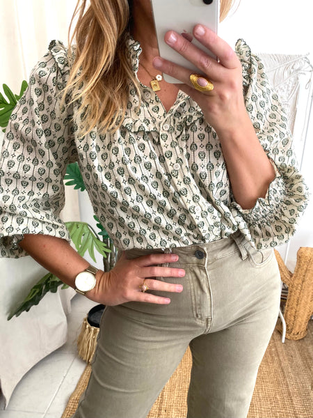 Camisa estampada folhos verde