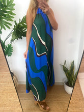 Carregar imagem no visualizador da galeria, Vestido estampa ondas azul
