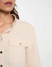 Carregar imagem no visualizador da galeria, Camisa Morgan bombazina creme
