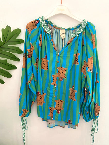 Blusa estampa selva azul/verde