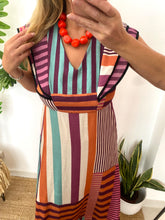 Carregar imagem no visualizador da galeria, Vestido multiriscas folho laranja
