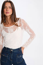 Carregar imagem no visualizador da galeria, Blusa Morgan renda branca
