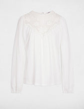 Carregar imagem no visualizador da galeria, Blusa branca crochet MORGAN
