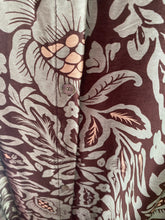 Carregar imagem no visualizador da galeria, Vestido camisa com folho manga estampa peónia menta
