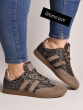 Carregar imagem no visualizador da galeria, Ténis pêlo/camurça Ruika
