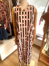 Carregar imagem no visualizador da galeria, Vestido comprido malha fria sardinhas rosa
