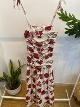 Carregar imagem no visualizador da galeria, Vestido Salamanca estampa flores branco
