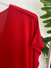 Carregar imagem no visualizador da galeria, Camisola de malha decote V vermelho
