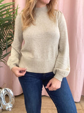 Carregar imagem no visualizador da galeria, Camisola Viril turtle beje Vila
