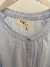 Carregar imagem no visualizador da galeria, Camisa oversize decote redondo azul
