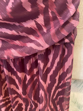 Carregar imagem no visualizador da galeria, Saia zebra rosa/bordeaux
