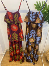 Carregar imagem no visualizador da galeria, Vestido papoilas com folhos largos
