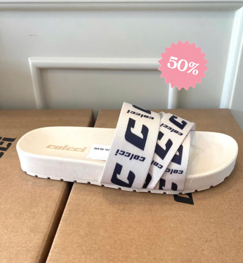 Chinelo Josi Colcci