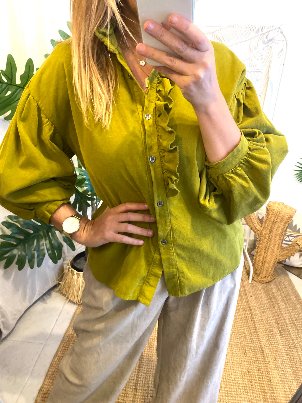 Camisa bombazina folhinho verde oliva