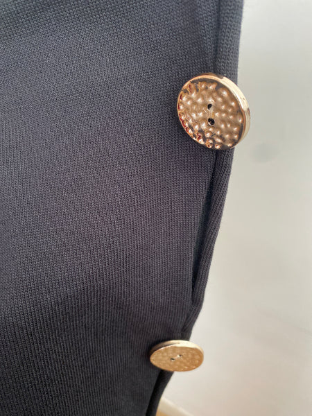 Camisola malha com botões laterais preto