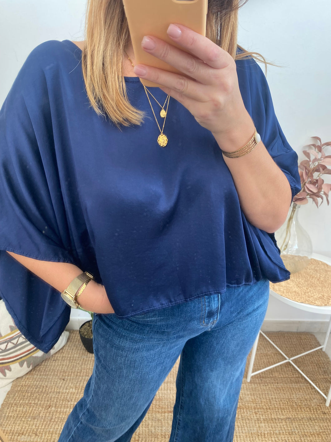 Blusa acetinada marinho