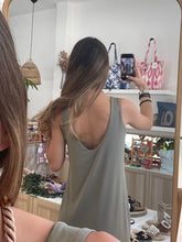 Carregar imagem no visualizador da galeria, Vestido alças malha fria kaki
