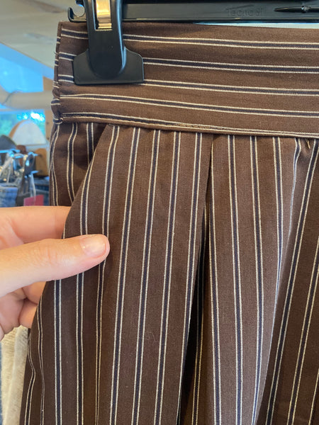 Saia midi riscas castanho