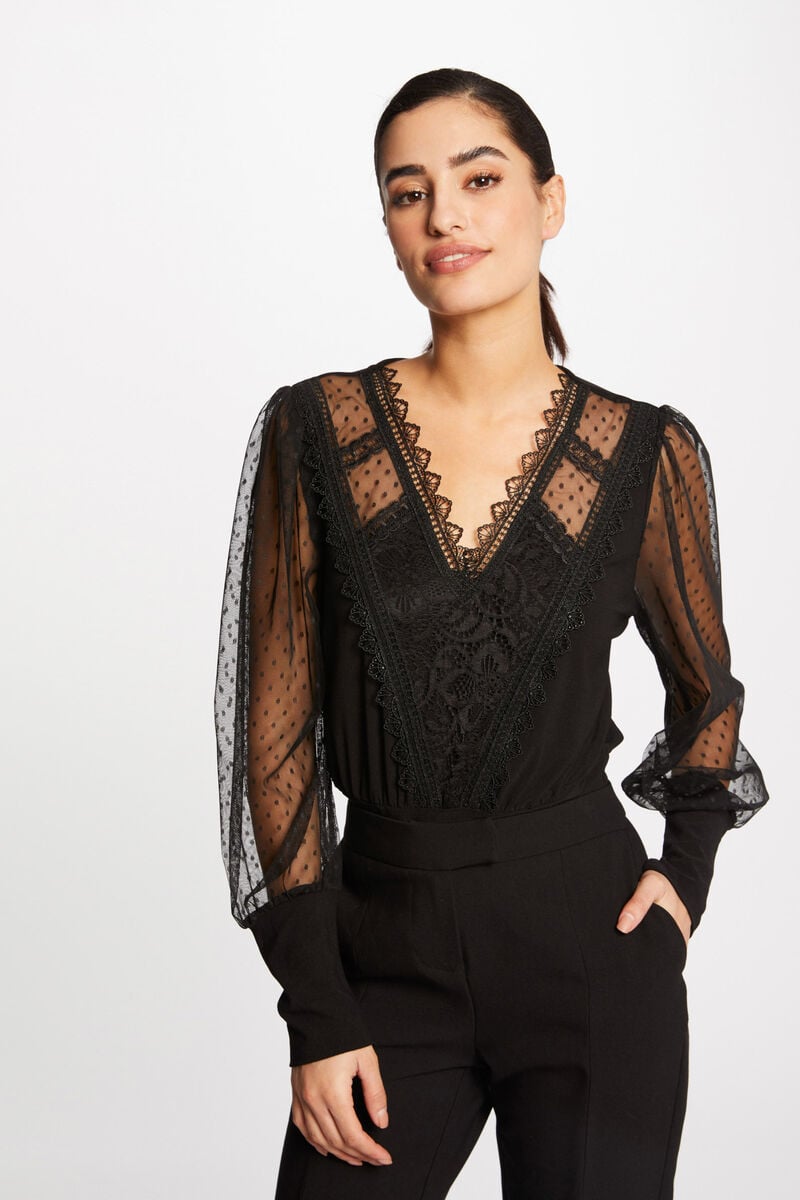 Blusa de renda Morgan