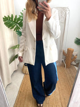 Carregar imagem no visualizador da galeria, Blazer bombazina pérola Morgan
