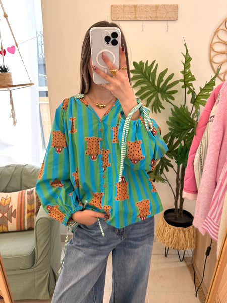 Blusa estampa selva azul/verde