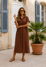 Carregar imagem no visualizador da galeria, Vestido camisa estampa espiga castanho
