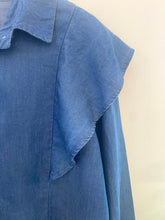 Carregar imagem no visualizador da galeria, Camisa de tencel folho
