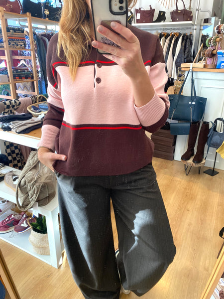 Polo de malha risca castanho e rosa