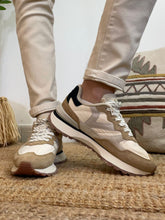 Carregar imagem no visualizador da galeria, Ténis Rush sport camel/beje Victoria
