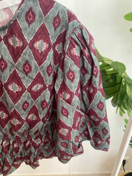 Blusa crop manga balão losangos menta