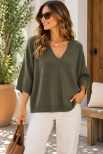 Carregar imagem no visualizador da galeria, Camisola de malha oversize kaki
