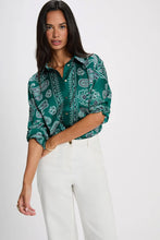 Carregar imagem no visualizador da galeria, Camisa Morgan cornucópias verde
