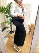 Carregar imagem no visualizador da galeria, Bolsa de traçar pêlo preto Morgan
