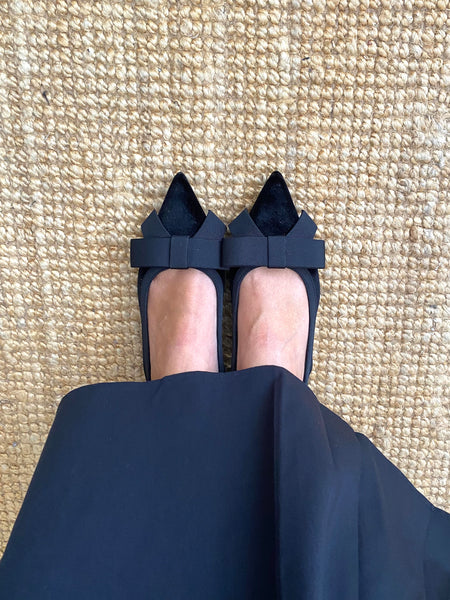 Stiletto preto laçinho Corina
