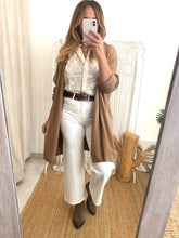 Carregar imagem no visualizador da galeria, Casaco de malha oversize com estrela costas camel
