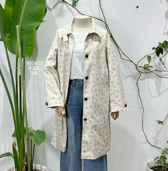 Parka impermeável florzinhas