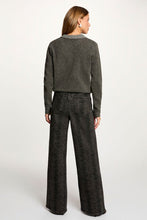 Carregar imagem no visualizador da galeria, Camisola de malha com brilhantes cinza Morgan
