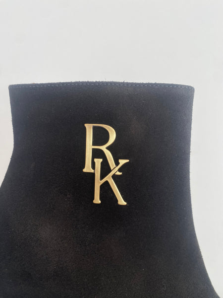 Botim camurça logo preto Ruika