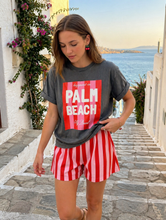 Carregar imagem no visualizador da galeria, Calções riscas rosa/vermelho
