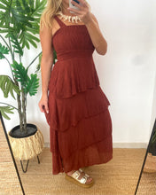 Carregar imagem no visualizador da galeria, Vestido liso folhos largos telha
