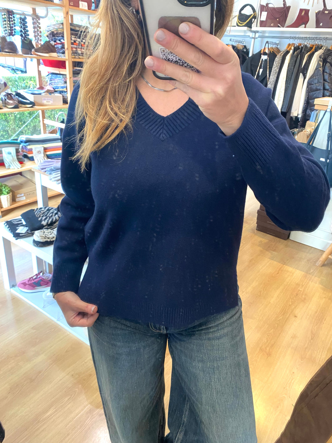 Camisola de malha decote V marinho