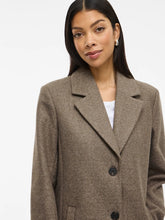 Carregar imagem no visualizador da galeria, Casaco Viclaudia beje
