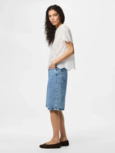 Carregar imagem no visualizador da galeria, Blusa Pieces bordado inglês branco
