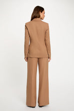 Carregar imagem no visualizador da galeria, Blazer Morgan camel assertoado
