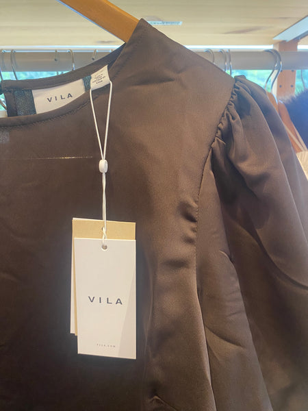 Blusa acetinada manga balão castanho