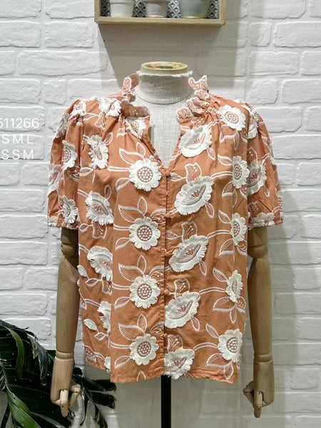 Blusa bordada salmão