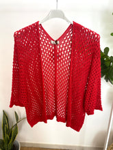 Carregar imagem no visualizador da galeria, Kimono de malha aberta vermelho
