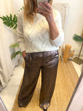 Carregar imagem no visualizador da galeria, Camisola torcidos cru Morgan
