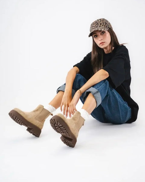 Botim elástico camurça beje Cubanas