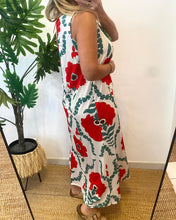 Carregar imagem no visualizador da galeria, Vestido comprido malha fria estampa papoilas branco
